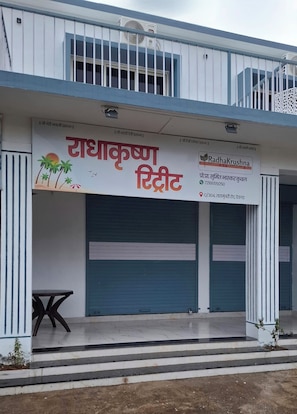 Fachada da propriedade
