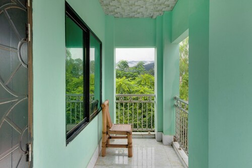 Jaflong Green Resort