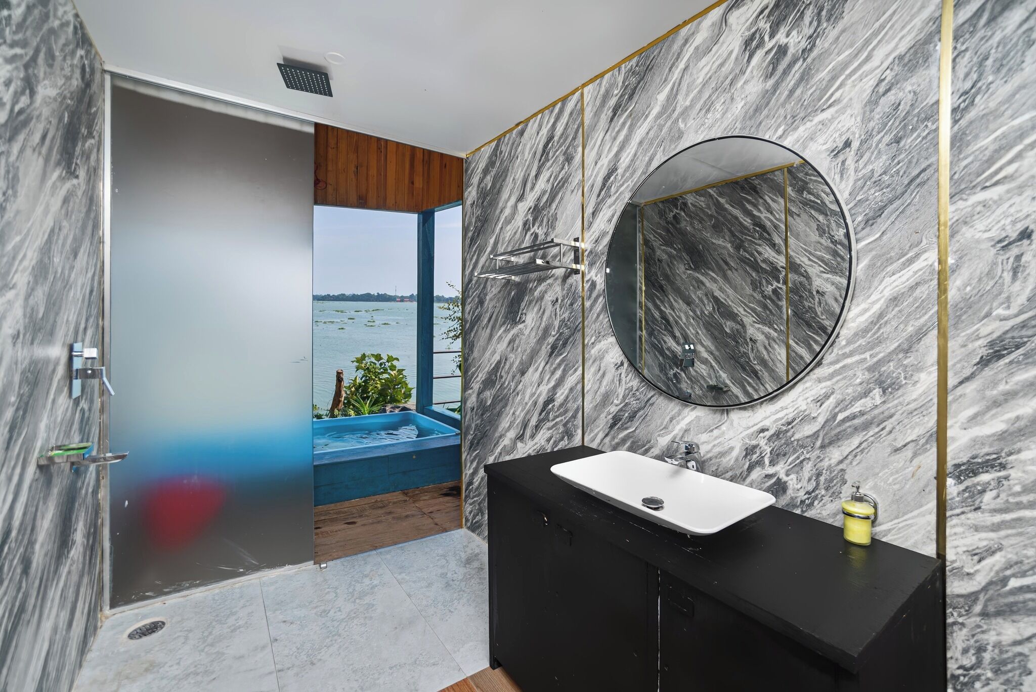 Free toiletries, towels, soap, shampoo