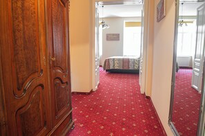 Interior - Altwienerhof, a cozy and artistic studio with excellent connections in Vienna (Wien)