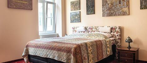 1 camera, ferro/asse da stiro, Wi-Fi, lenzuola