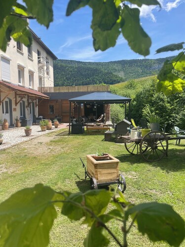 Cet hébergement de charme offre un accès direct dans la nature dans le Vercors