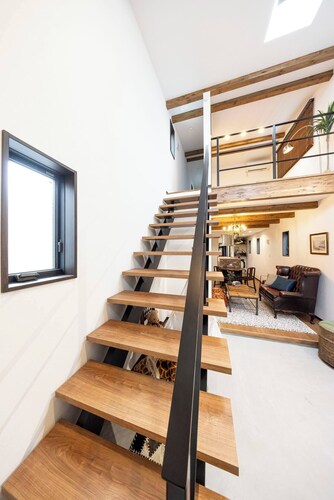 Villa for rent for up to 10 people [Antiques Gifu Station East] 10 min. walk from JR Gifu Station