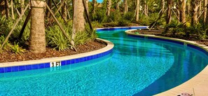 A heated pool - 20 min to Disney , Epic , Star Wars , Gameroom ,Pool Luxe dw7 (Davenport)