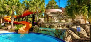 A heated pool - 20 min to Disney , Epic , Star Wars , Gameroom ,Pool Luxe dw7 (Davenport)