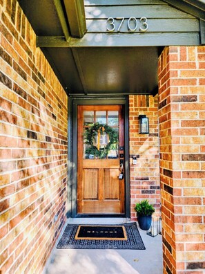 Exterior detail - The McKinney Luxury Escape Close to Everything! (McKinney)