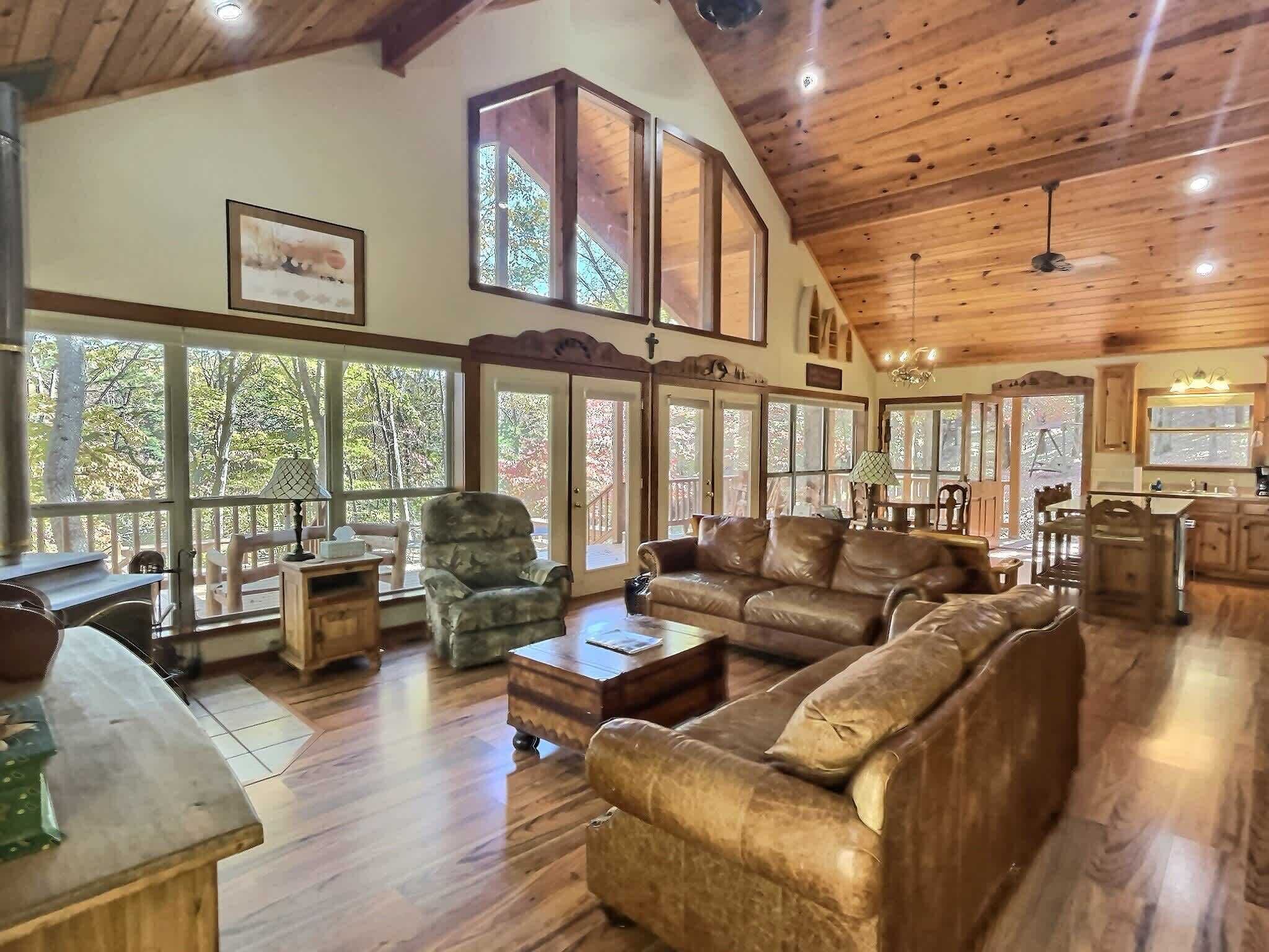 テレビ、書斎 / ワークスペース