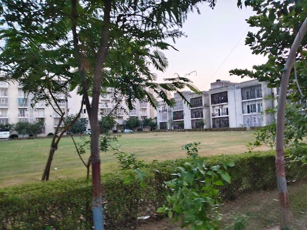 Mặt tiền nơi lưu trú
