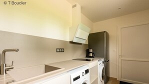 Fridge, microwave, dishwasher