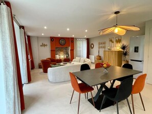 Dining - Cozy house in Montfarville, near Saint-Vaast-la-Hougue (Montfarville)