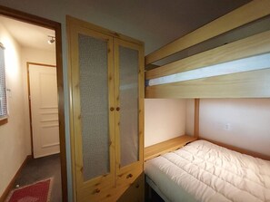 1 Schlafzimmer