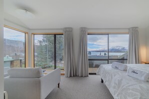 3 Schlafzimmer, Schreibtisch, Bügeleisen/Bügelbrett, WLAN