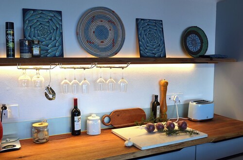 Octopus House, beautiful 2-bedroom home with a view of the ocean in Cape Town