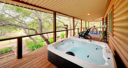 The Cabin at Idyllwood Farm