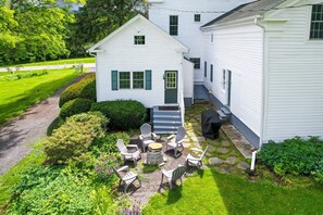 Terrace/patio - The Pillars | Historic Estate | Opulent Design | Sprawling Lawns (Trumansburg)