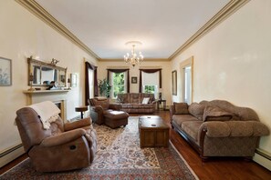 Smart-tv, kontorer, computerskærme