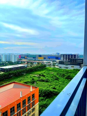 Standard Condo, 1 Bedroom, Balcony, City View | Balcony