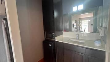 Fridge, microwave, coffee/tea maker