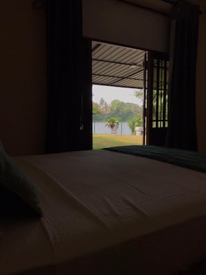 Classic Double Room, Lake View