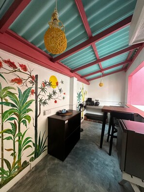 Honeymoon Suite, Pool View | Private kitchen - Angam Villa Hikkaduwa (Hikkaduwa)