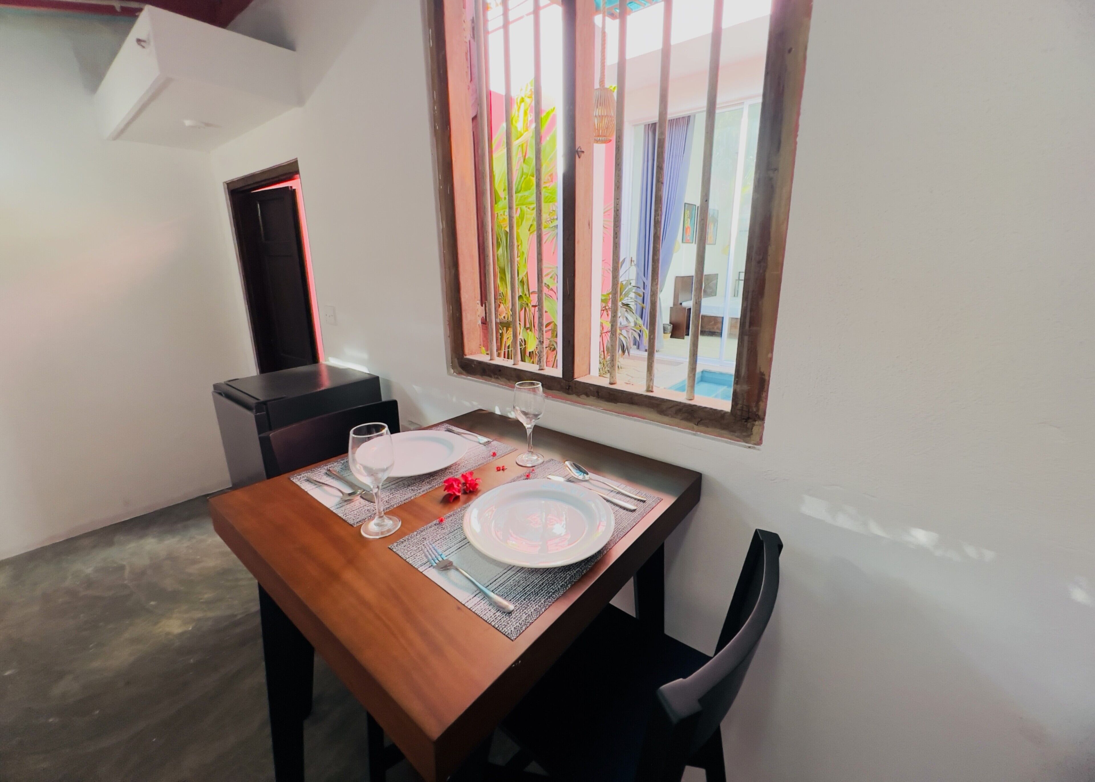 Suite Romantique, vue piscine | Cuisine privée