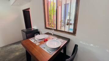 Romantische Suite, Poolblick | Eigene Küche
