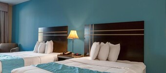 Relaxing Unit Near Tracie’s Bar With Parking And Daily Breakfast