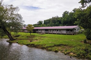 Esterni