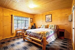 1 bedroom, iron/ironing board, free WiFi, bed sheets - Room w/ Coffee Maker Near Great Smoky Mountain Railroad – Only 5 Miles Away (Bryson City)