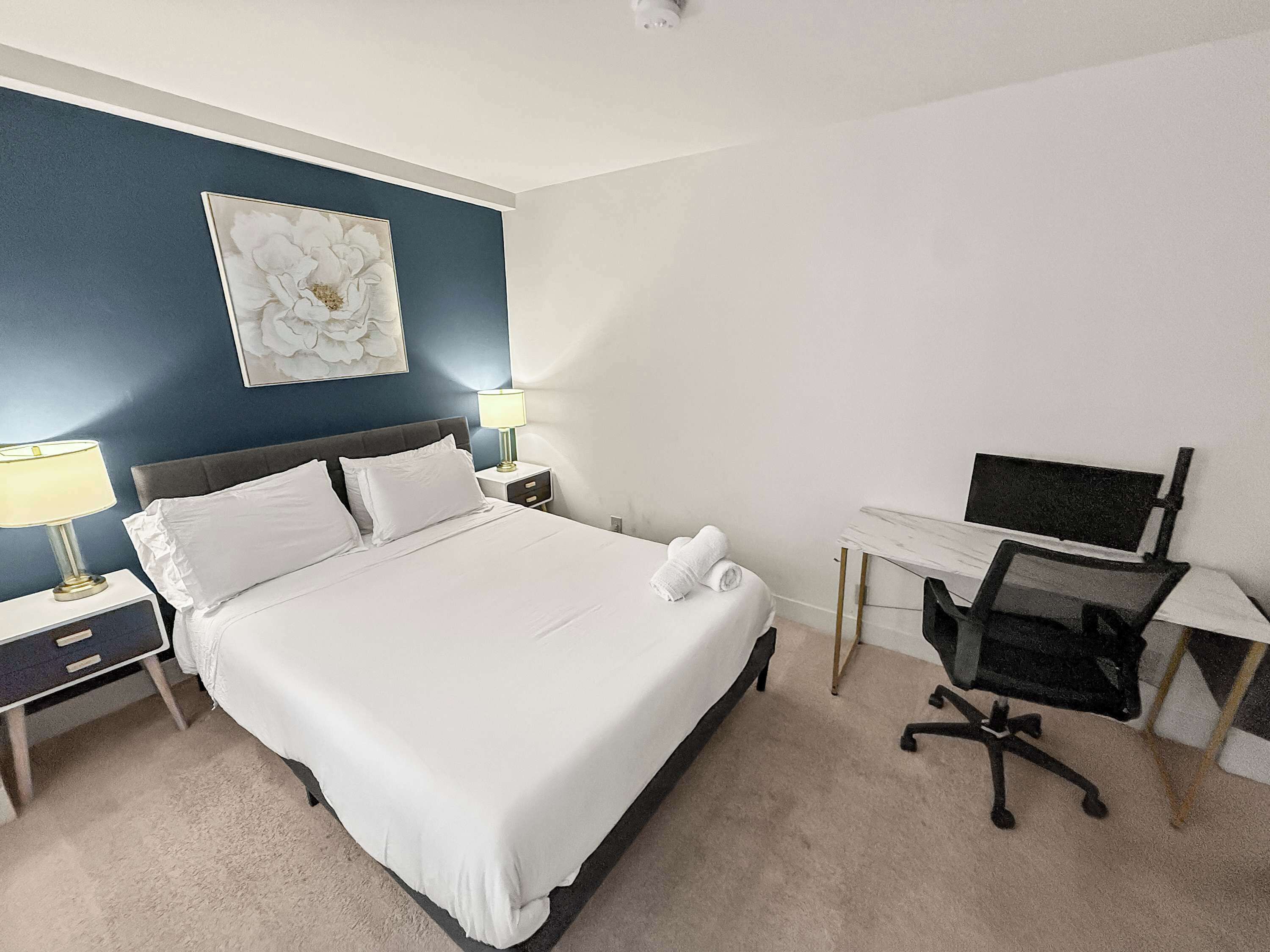 2 bedrooms, WiFi, bed sheets