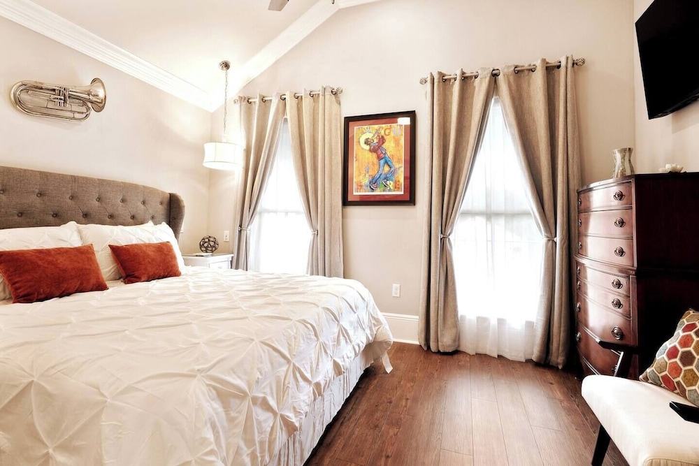 VIEWINGS UNTIL 31.3.2026! COME TO VISIT NOW Stunning Penthouse for ...