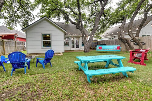 Contemporary Home - 1 Mi to Georgetown Square
