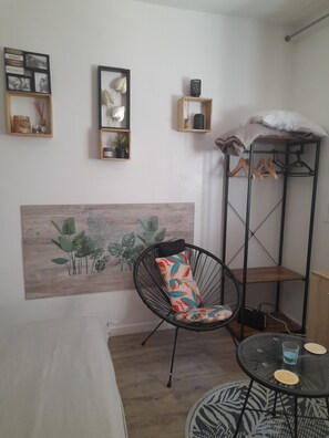 1 bedroom, iron/ironing board, WiFi, bed sheets - Cosy studio 23 m2, quiet, pk, wifi (Montpellier)