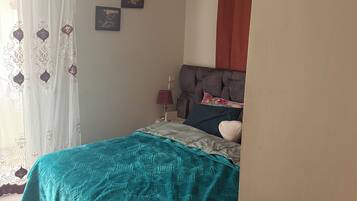 1 chambre, fer et planche à repasser, Wi-Fi gratuit