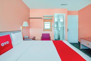 Free WiFi, bed sheets