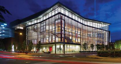 Cozy Suburban Room w/ King Bed + Mini Fridge for Ultimate Relaxation