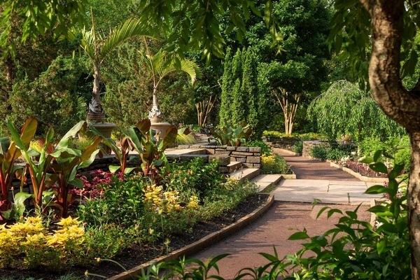 Pull in, park nearby, and start relaxing immediately.