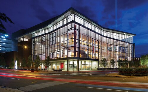 Convenient Suburban Stop – Clean, Comfy &amp; Close to Downtown Durham