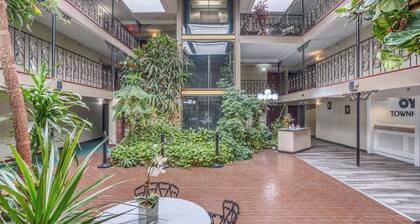 Relax and Recharge in a Quiet Room w/ King Bed + Handy Mini Fridge Setup