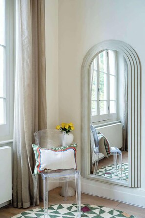 Interior - The Paddington Mews-by Out of Office Lifestyle (Greater London)