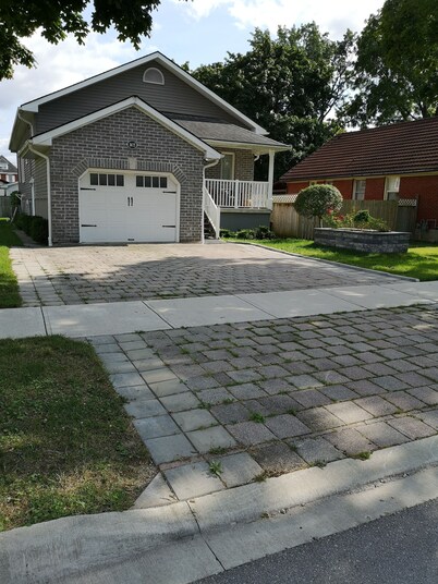 Cozy Apartment Unit, 1200 sq. Fanshaw College & Western University.