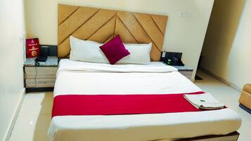 Deluxe-rum - luftkonditionering | Skrivbord, arbetsyta för laptop, extrasängar och gratis wi-fi