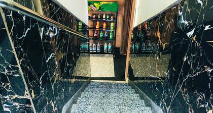 Hotel Royal Aanandam