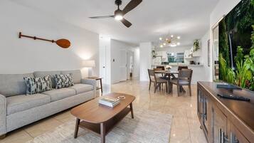 Condo, 2 Bedrooms | Living area | Smart TV