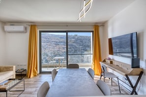 Apartment | 2 bedrooms - Stylish Apartment - Breathtaking Views in Xlendi (Munxar)