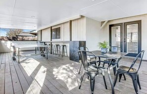 Outdoor dining - Kalahari | Dell Diamond | Round Rock (Round Rock)