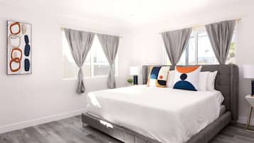 3 chambres, fer et planche à repasser, Wi-Fi, draps fournis