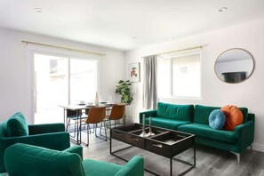 Televisión y oficina