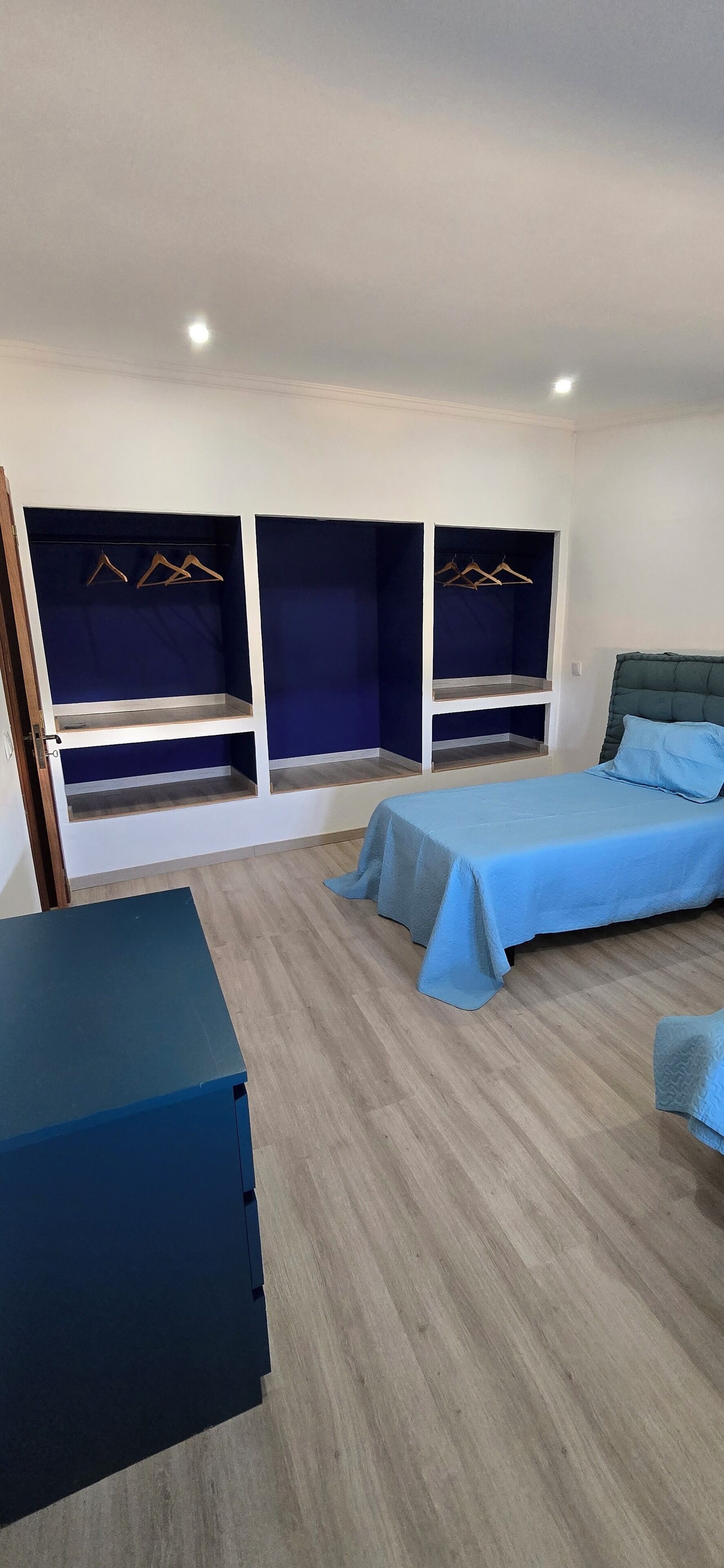 2 sovrum och sängkläder