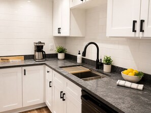 Fridge, microwave, oven, stovetop - Arbomar 802 2/2 LBK Condo by FVC (Longboat Key)